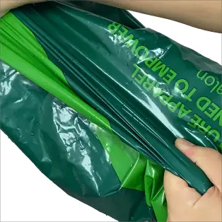 Genti inovatoare de curier PE oferă soluții de ambalare fiabile și ecologice